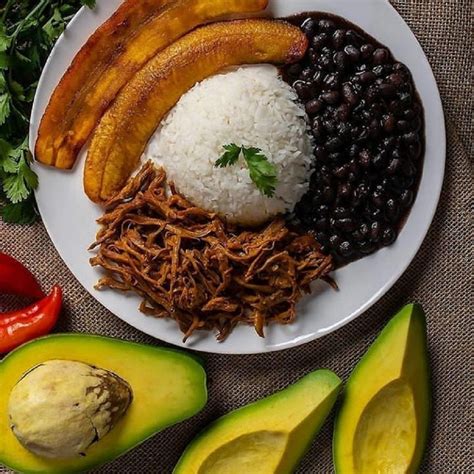 imagenes de venezolanas|platos famosos de venezuela.